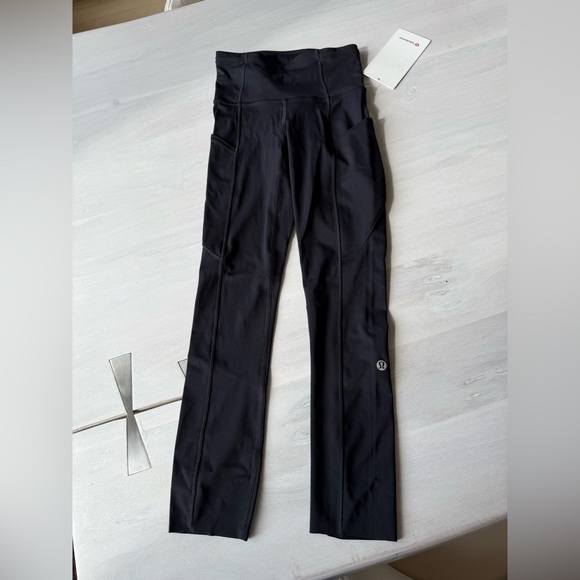 lululemon athletica Pants - Lululemon Athletica Black Fast and Free HR Crop 23" Leggings NWT